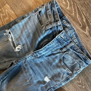 American Eagle Distressed Jeans